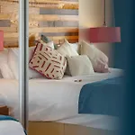Ocean View Villa *