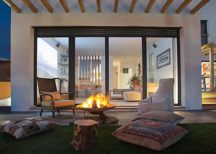 Ocean View Villa *